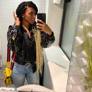 Meet your Posher, Jauqay